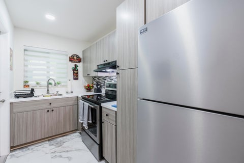 Tiny photo for 1425 Arthur Street #111B, Hollywood, FL 33020 (MLS # B26079392)