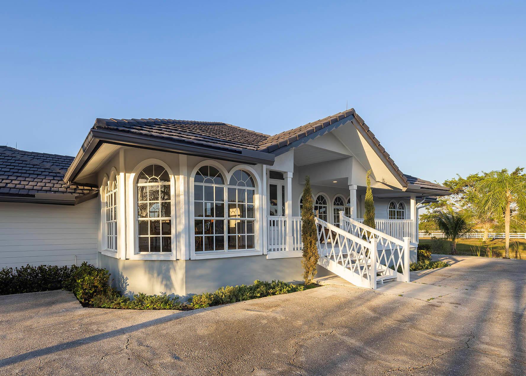 PALM BEACH POINT - Residential