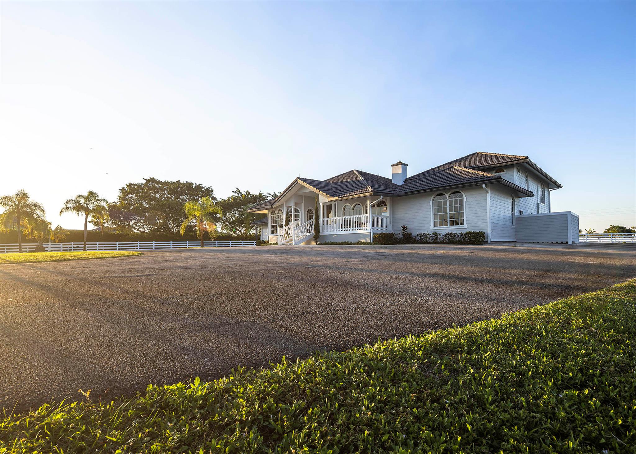 PALM BEACH POINT - Residential