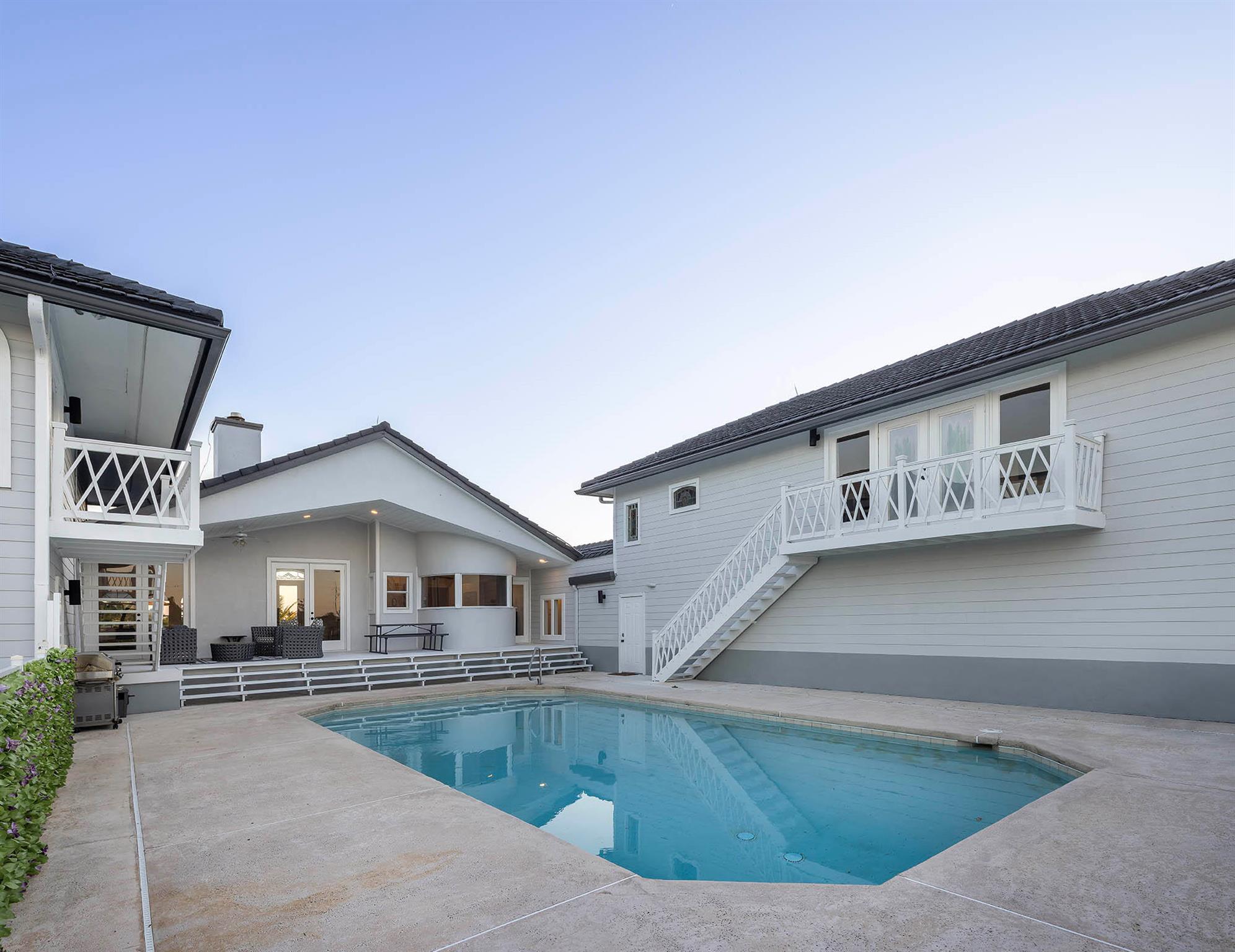 PALM BEACH POINT - Residential