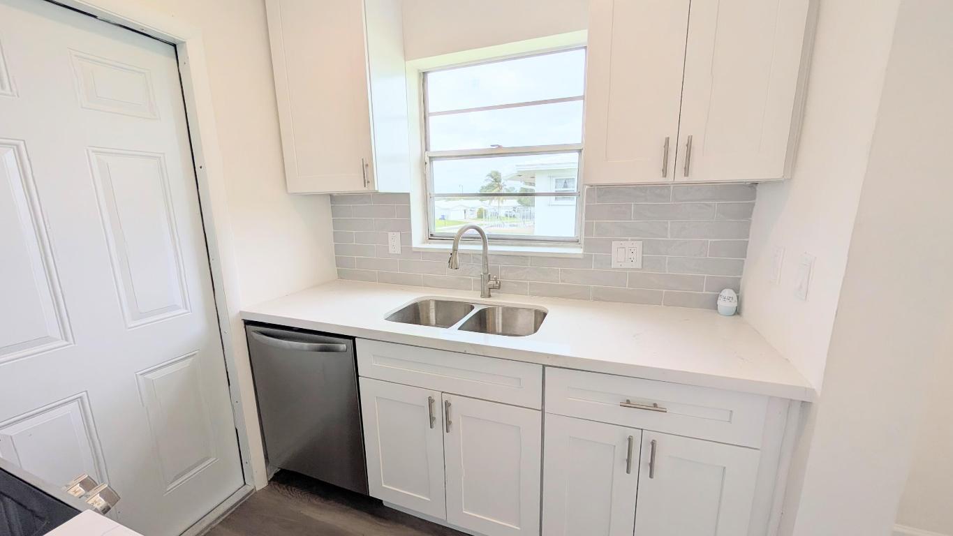 LEISUREVILLE FAIRWAY THREE CONDO - Residential