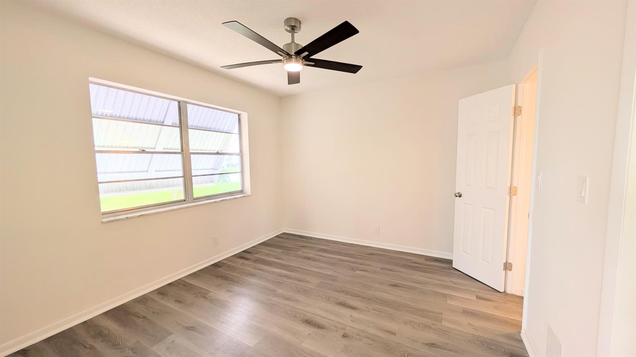 2800 W Golf Boulevard 219