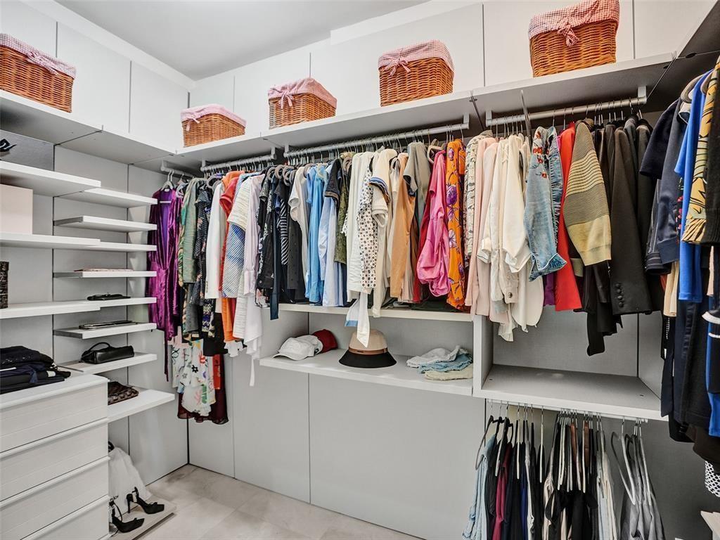 Weston Hills Country Club - Residential