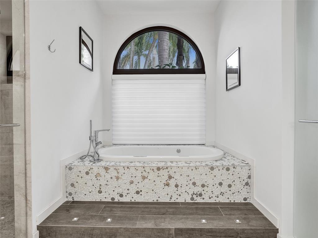 Weston Hills Country Club - Residential