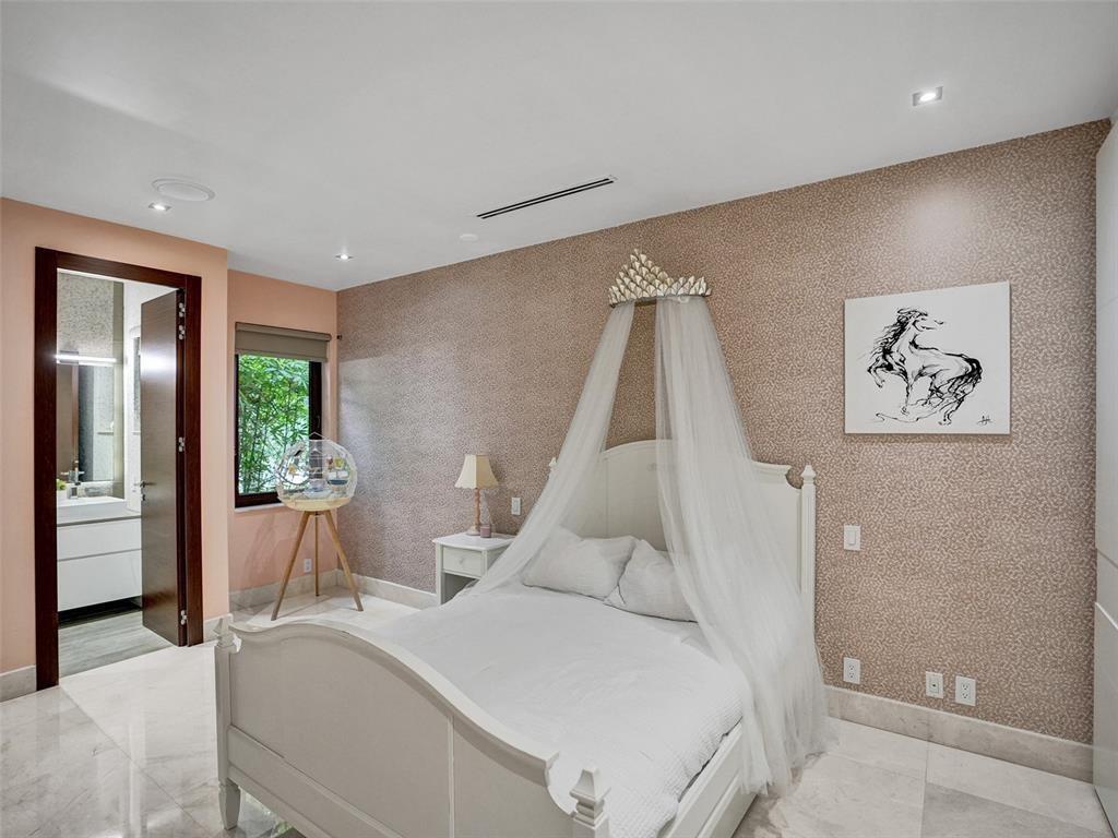 Weston Hills Country Club - Residential