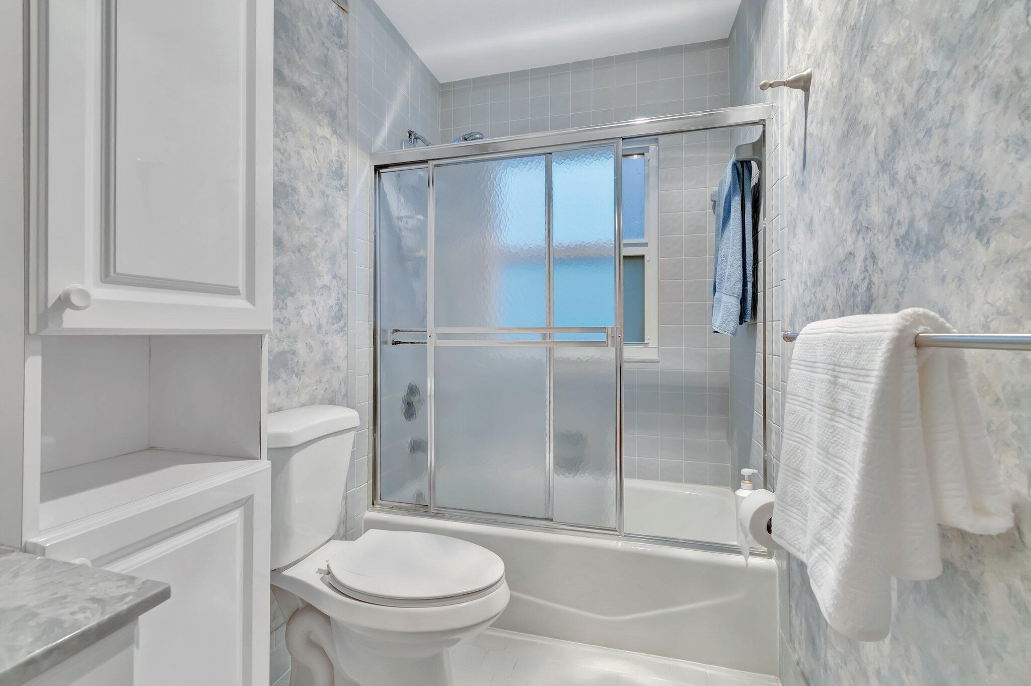 RAINBERRY BAY SEC 7 - Residential