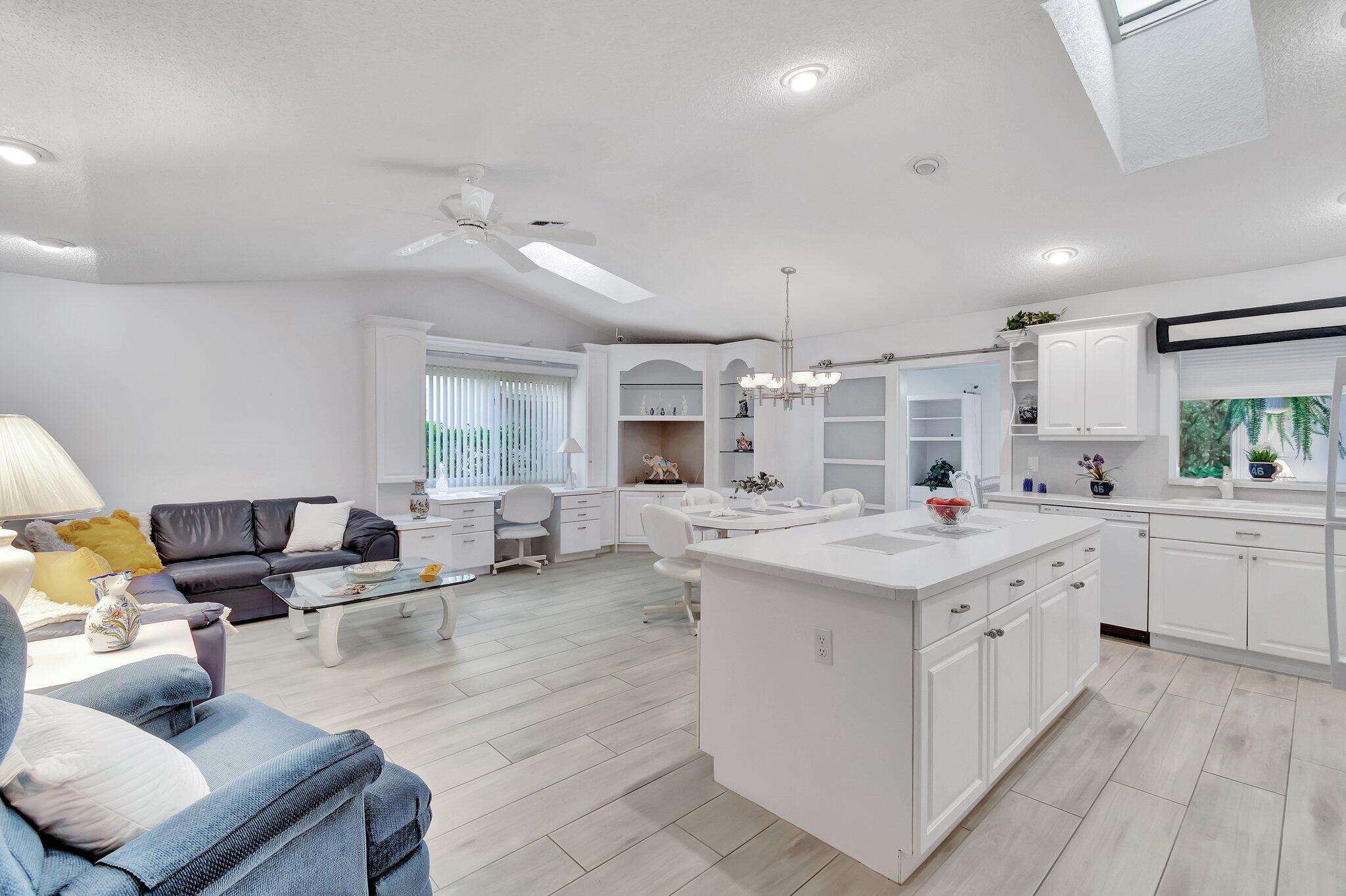 RAINBERRY BAY SEC 7 - Residential