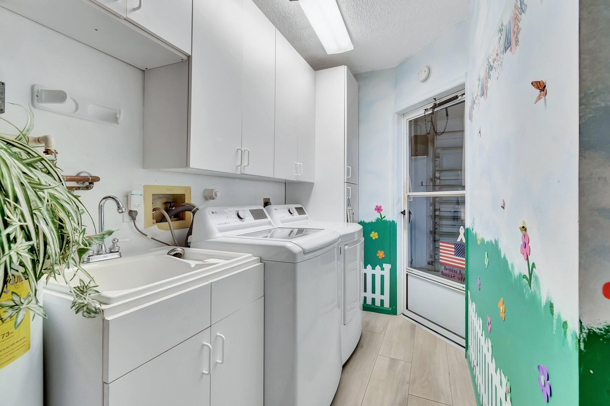 RAINBERRY BAY SEC 7 - Residential