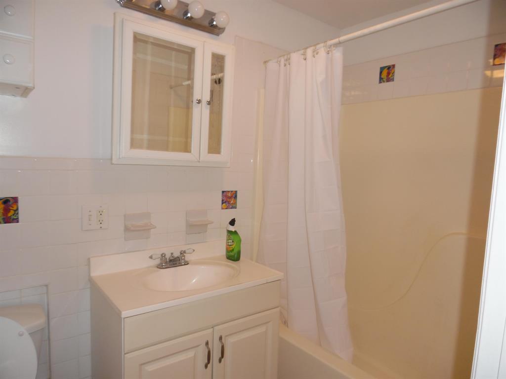 FLORIDA GARDENS 6 - Residential