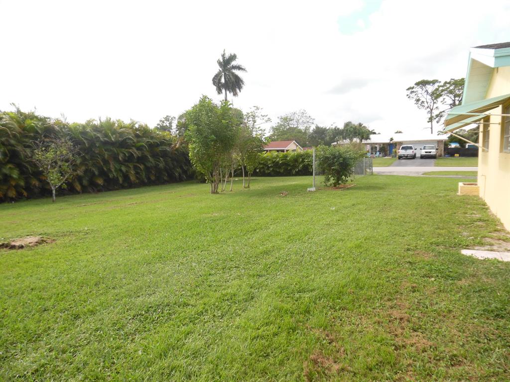 FLORIDA GARDENS 6 - Residential