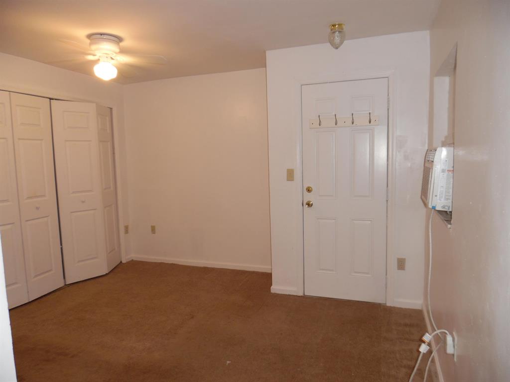 FLORIDA GARDENS 6 - Residential