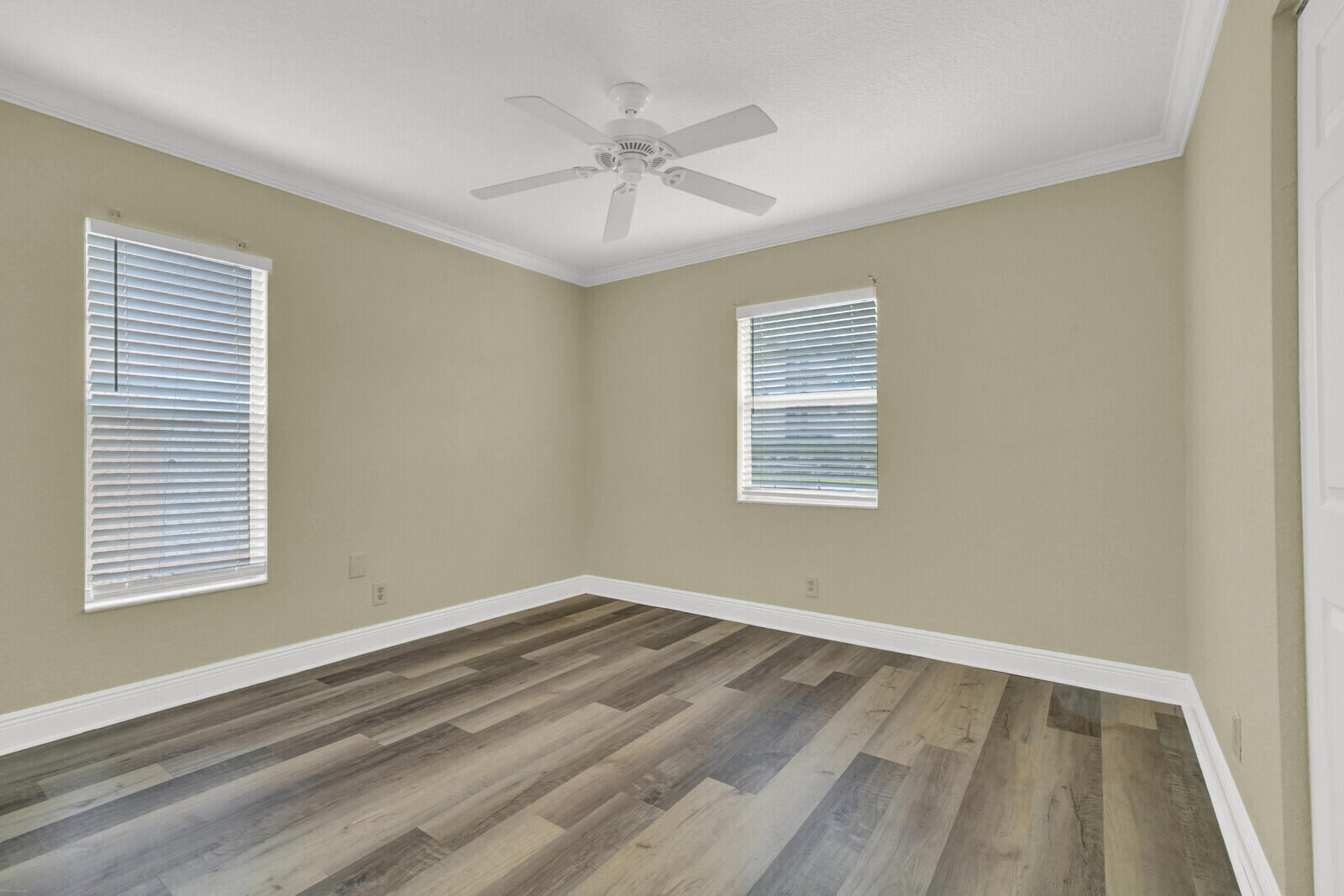 ROLLING GREEN RIDGE 1ST ADD - Residential