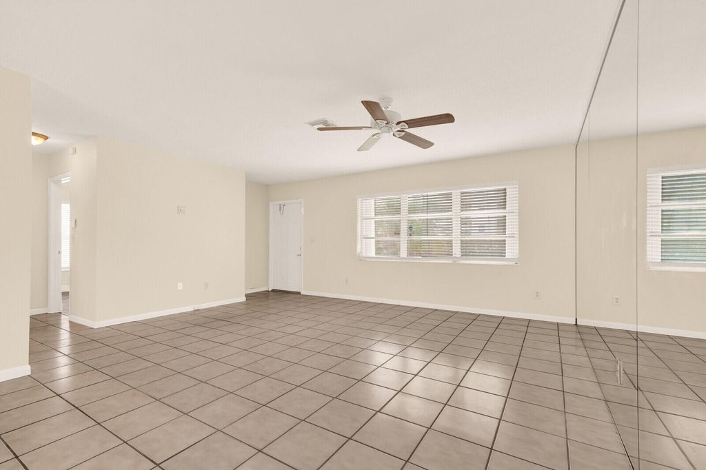 Photo of 151 NE 26th Avenue, Boynton Beach, FL 33435 (MLS # B26010686)