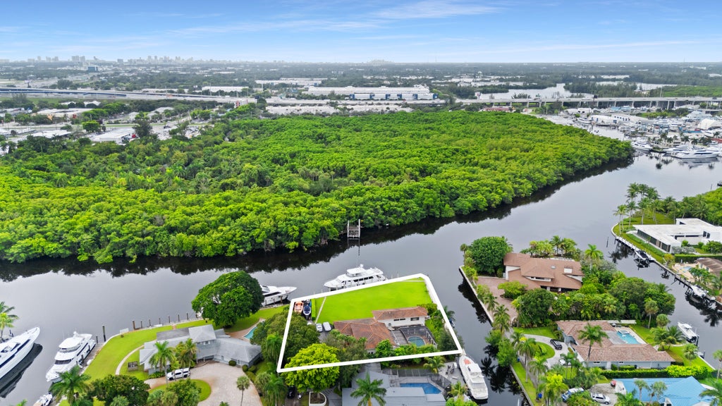 Photo of 2461 SW 27TH Terrace, Fort Lauderdale, FL 33312 (MLS # B26080587)