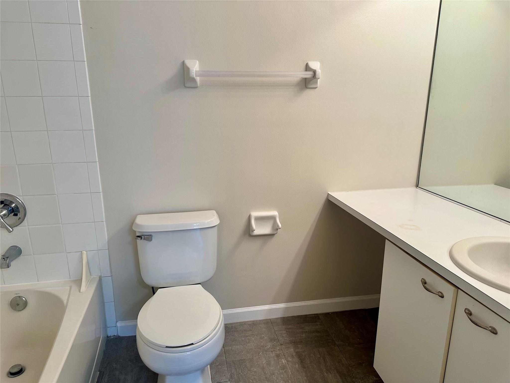 CORAL REEF CLUB - Residential Lease