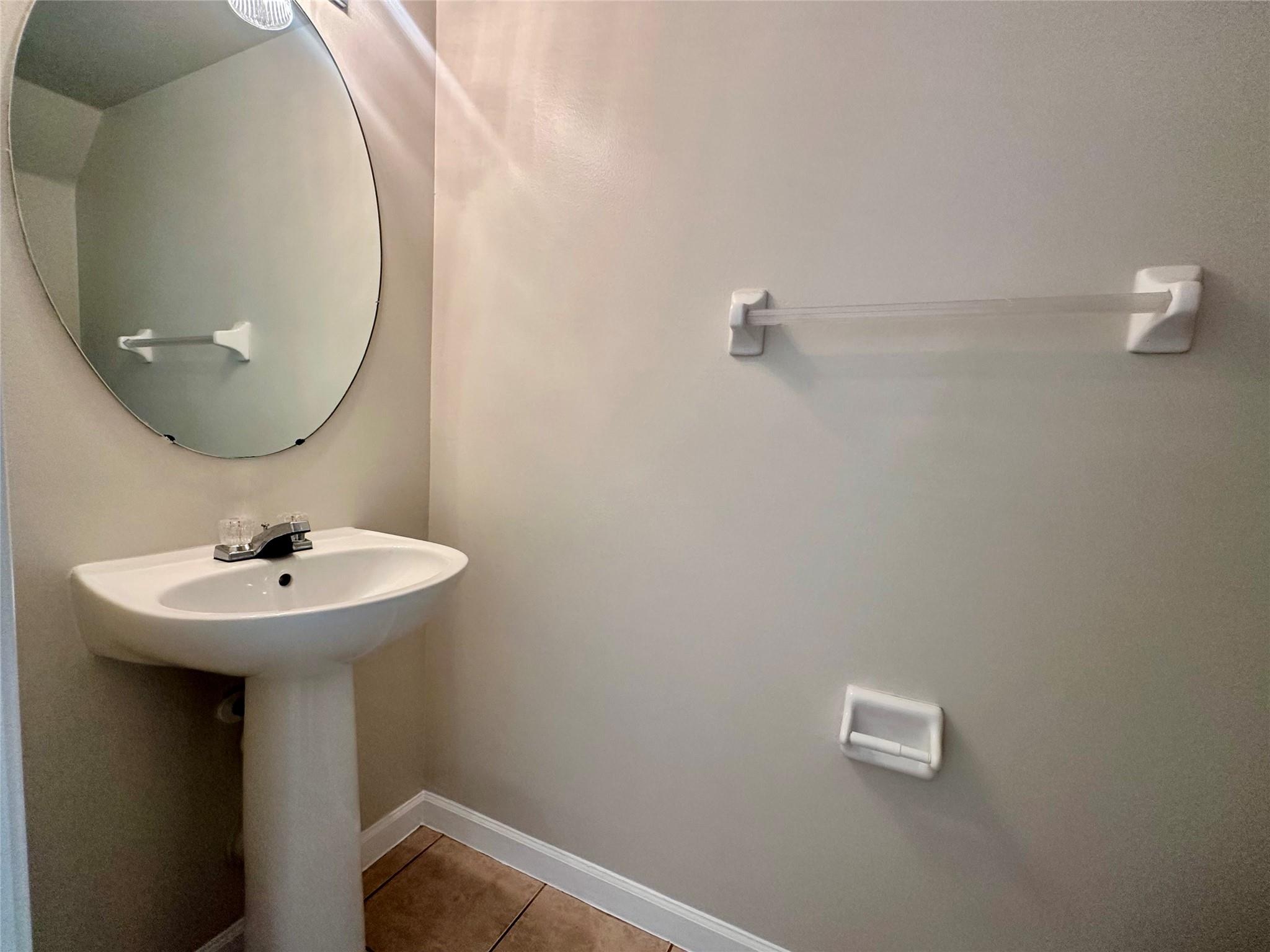 CORAL REEF CLUB - Residential Lease