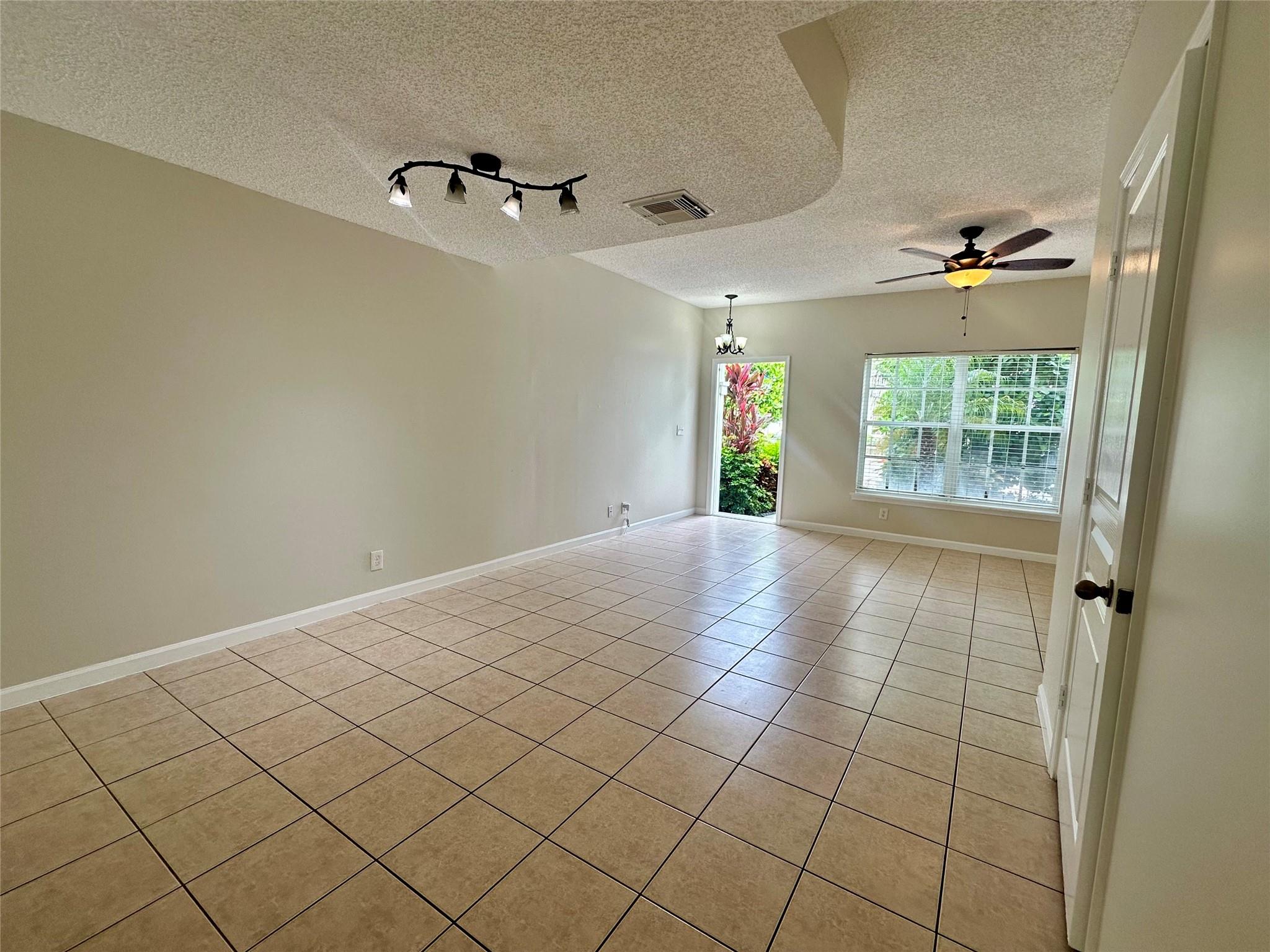 CORAL REEF CLUB - Residential Lease