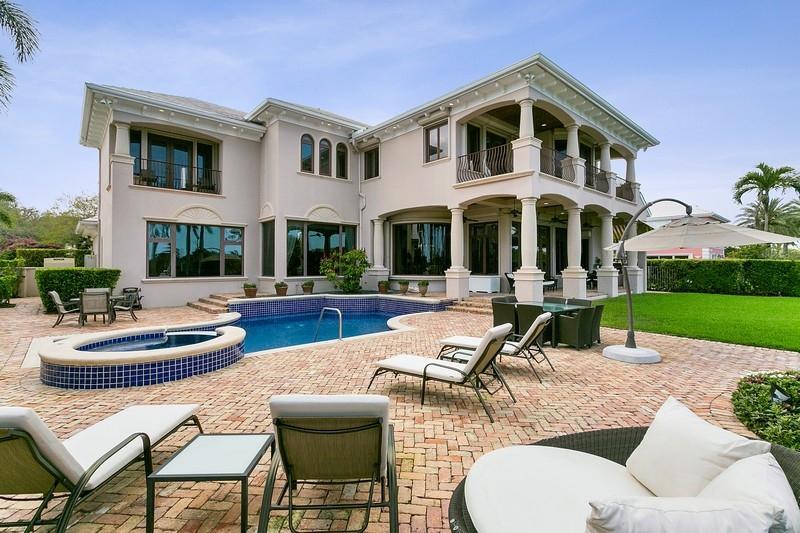 CYPRESS ISLAND - Residential