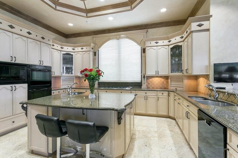 CYPRESS ISLAND - Residential