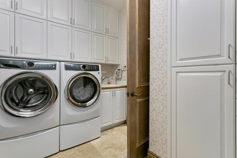 CYPRESS ISLAND - Residential