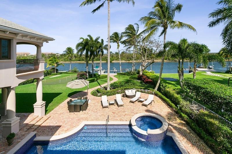 CYPRESS ISLAND - Residential