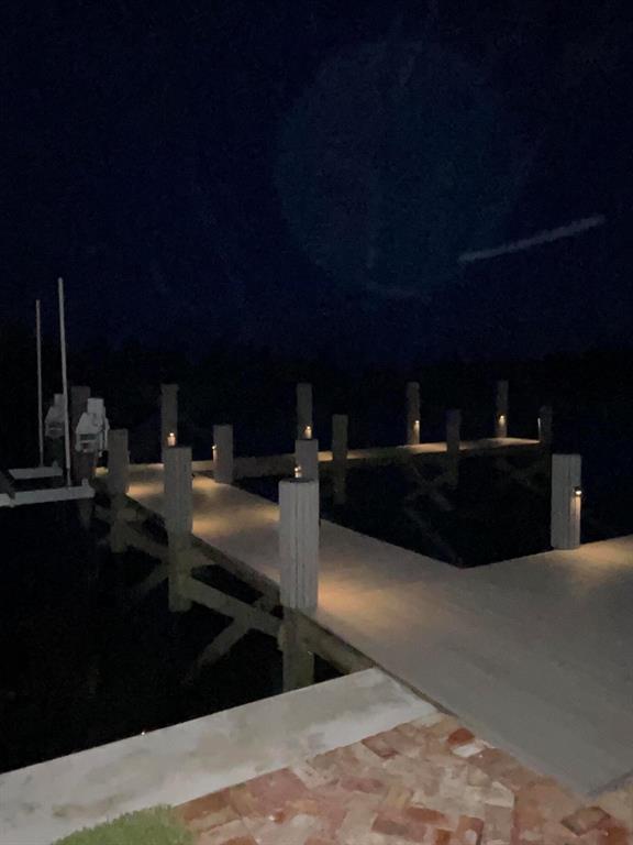 CYPRESS ISLAND - Residential