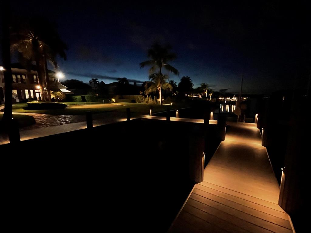 CYPRESS ISLAND - Residential