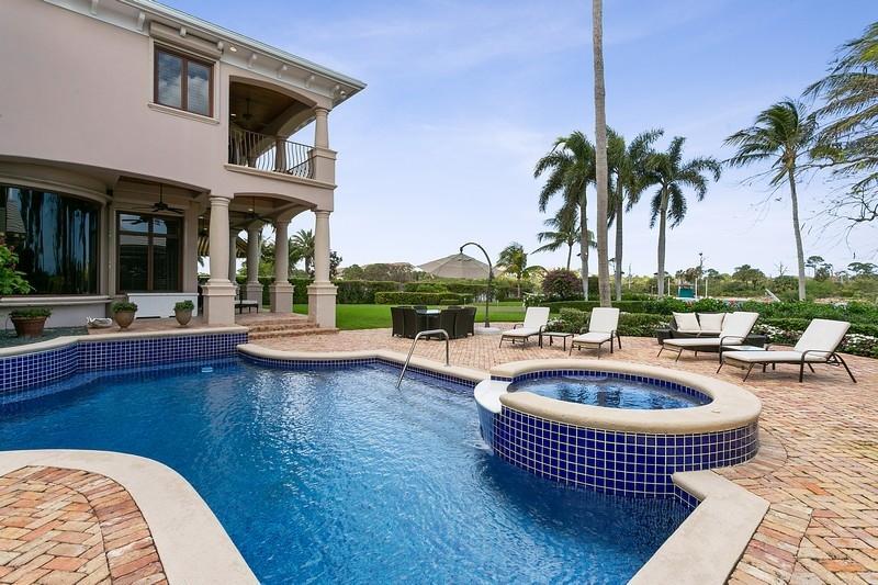 CYPRESS ISLAND - Residential