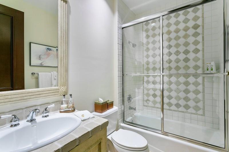 CYPRESS ISLAND - Residential