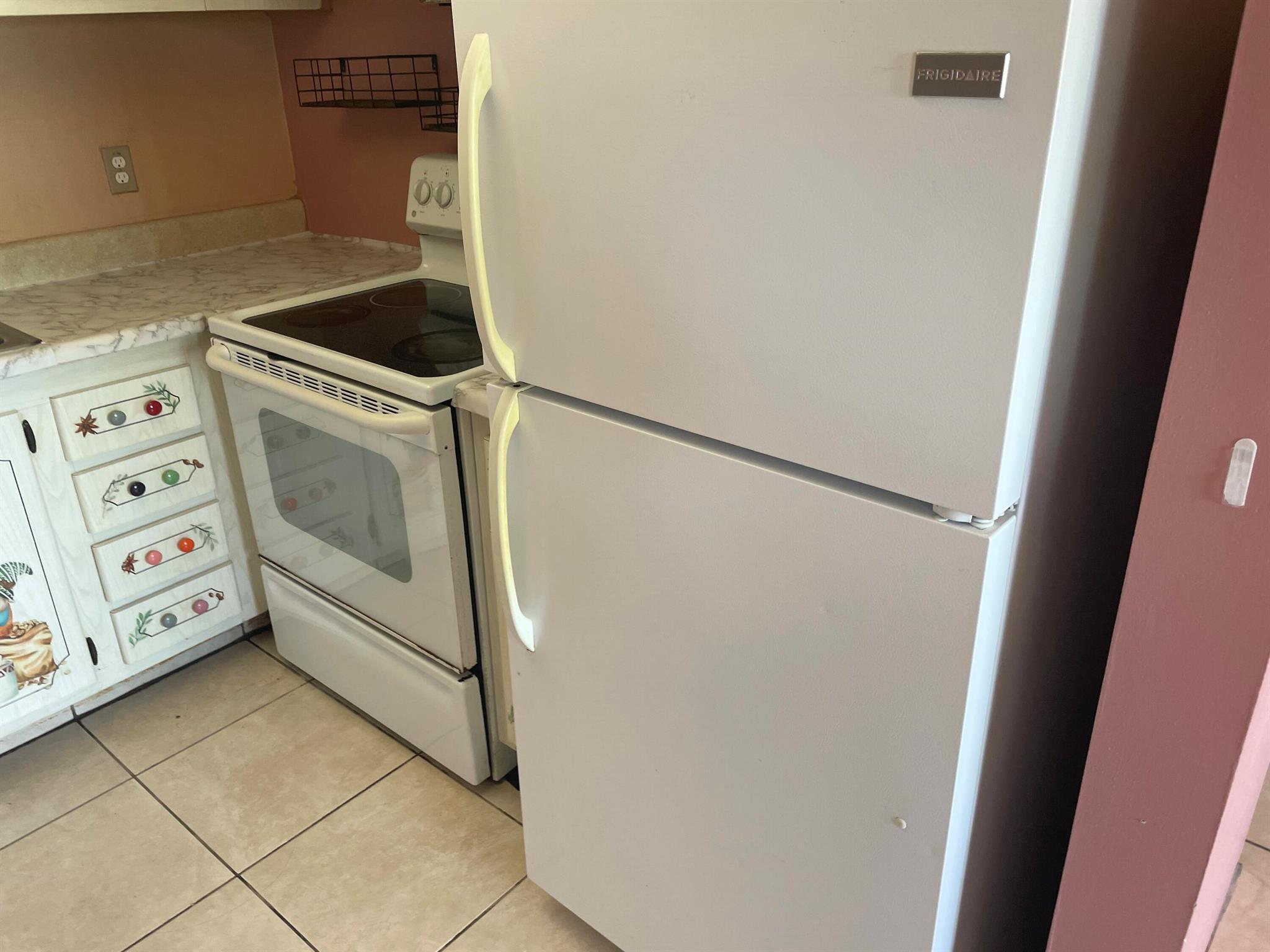 View photos, virtual tours, details... 500 Village Green Circle W 212