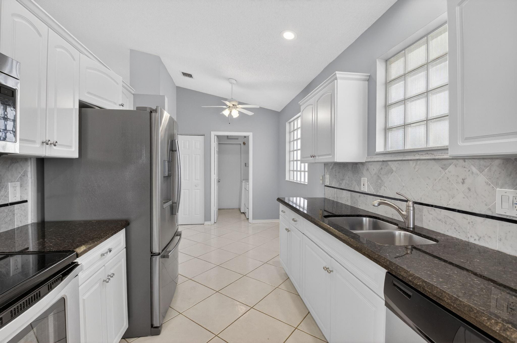 Indian Hills 01 - Residential