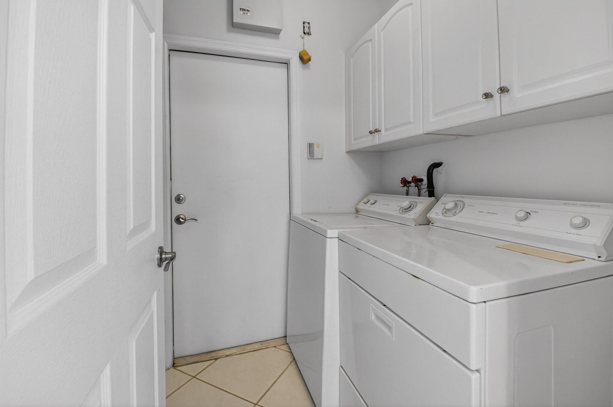 Indian Hills 01 - Residential