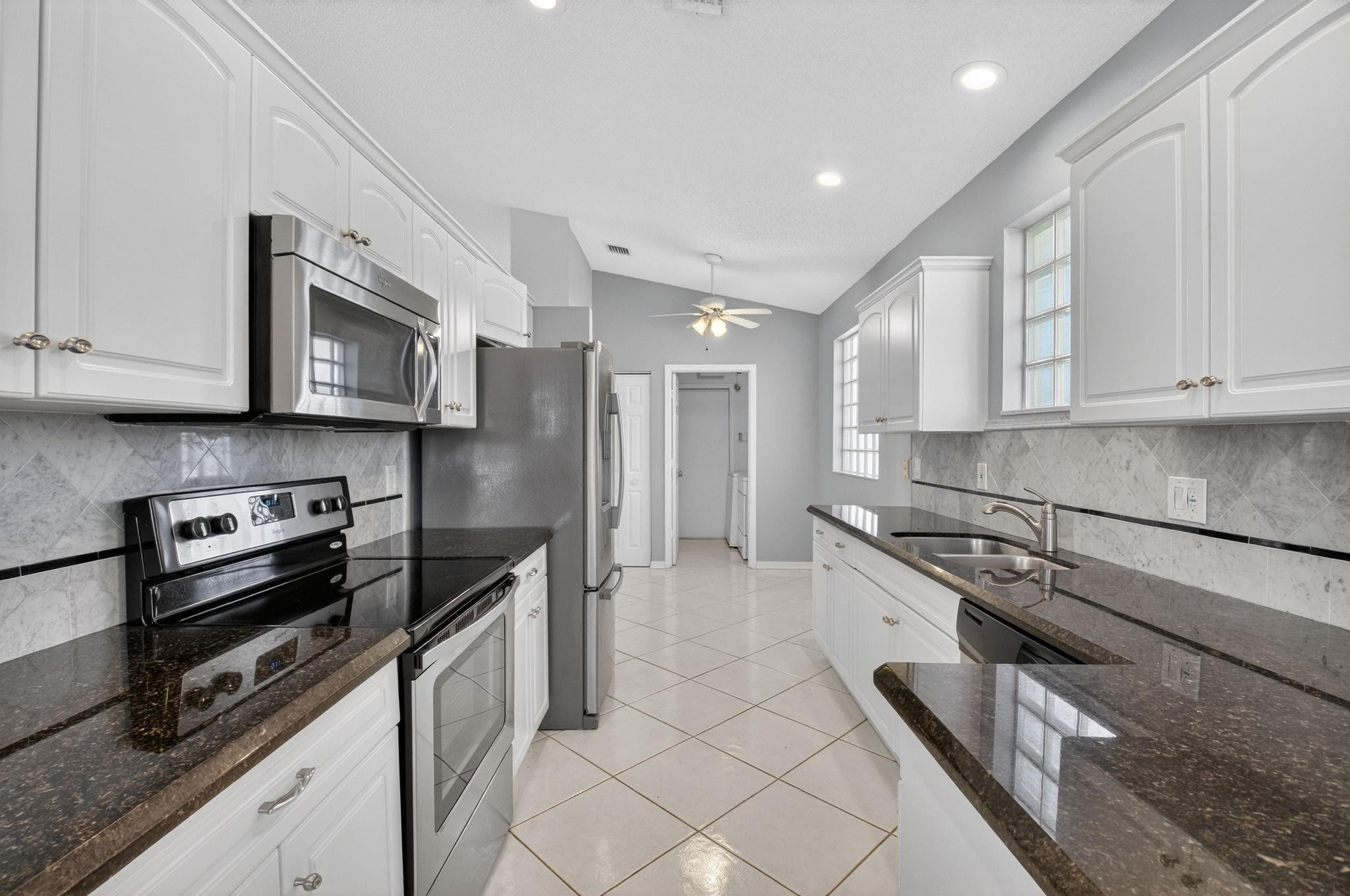 Indian Hills 01 - Residential