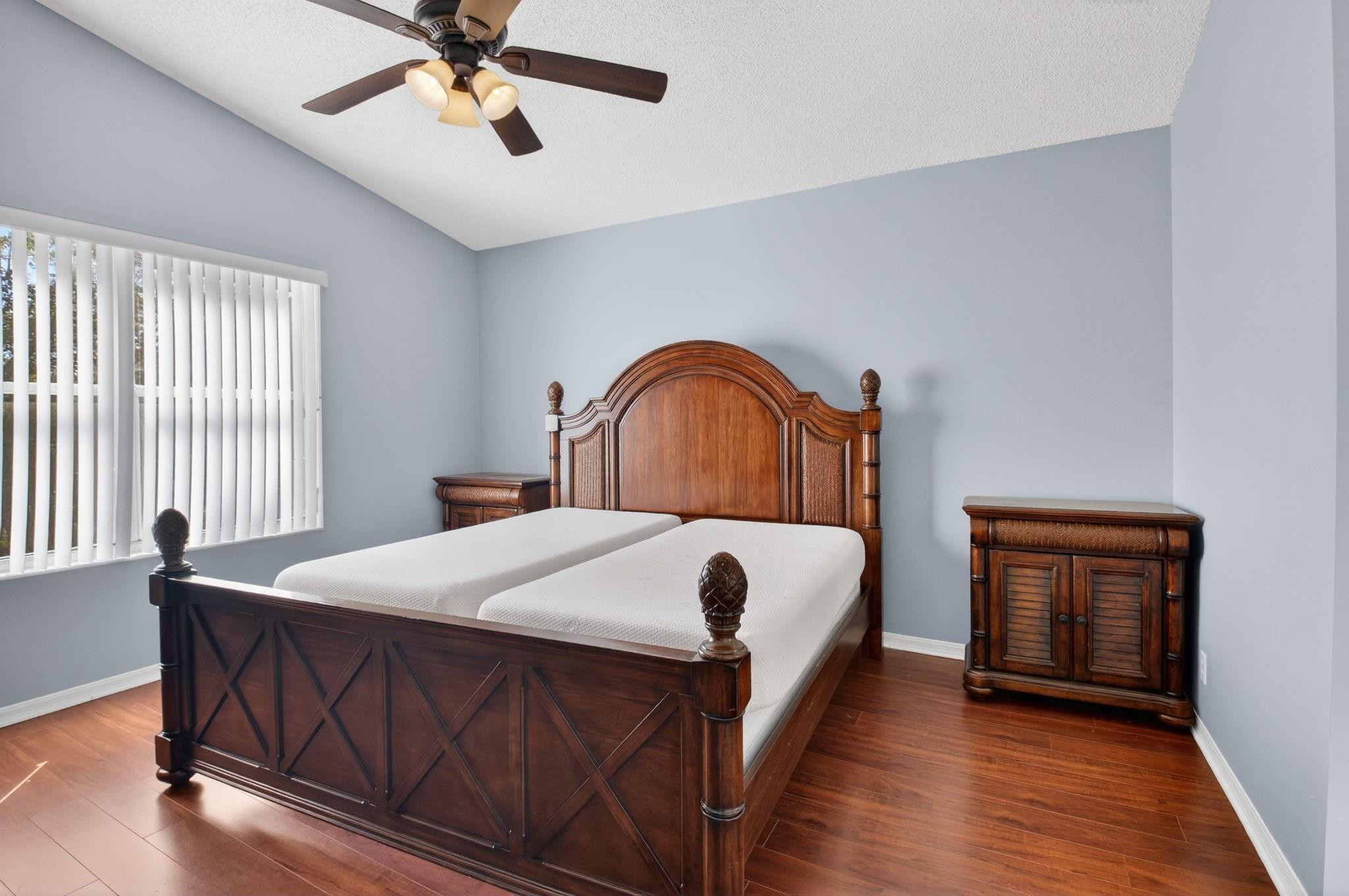 Indian Hills 01 - Residential