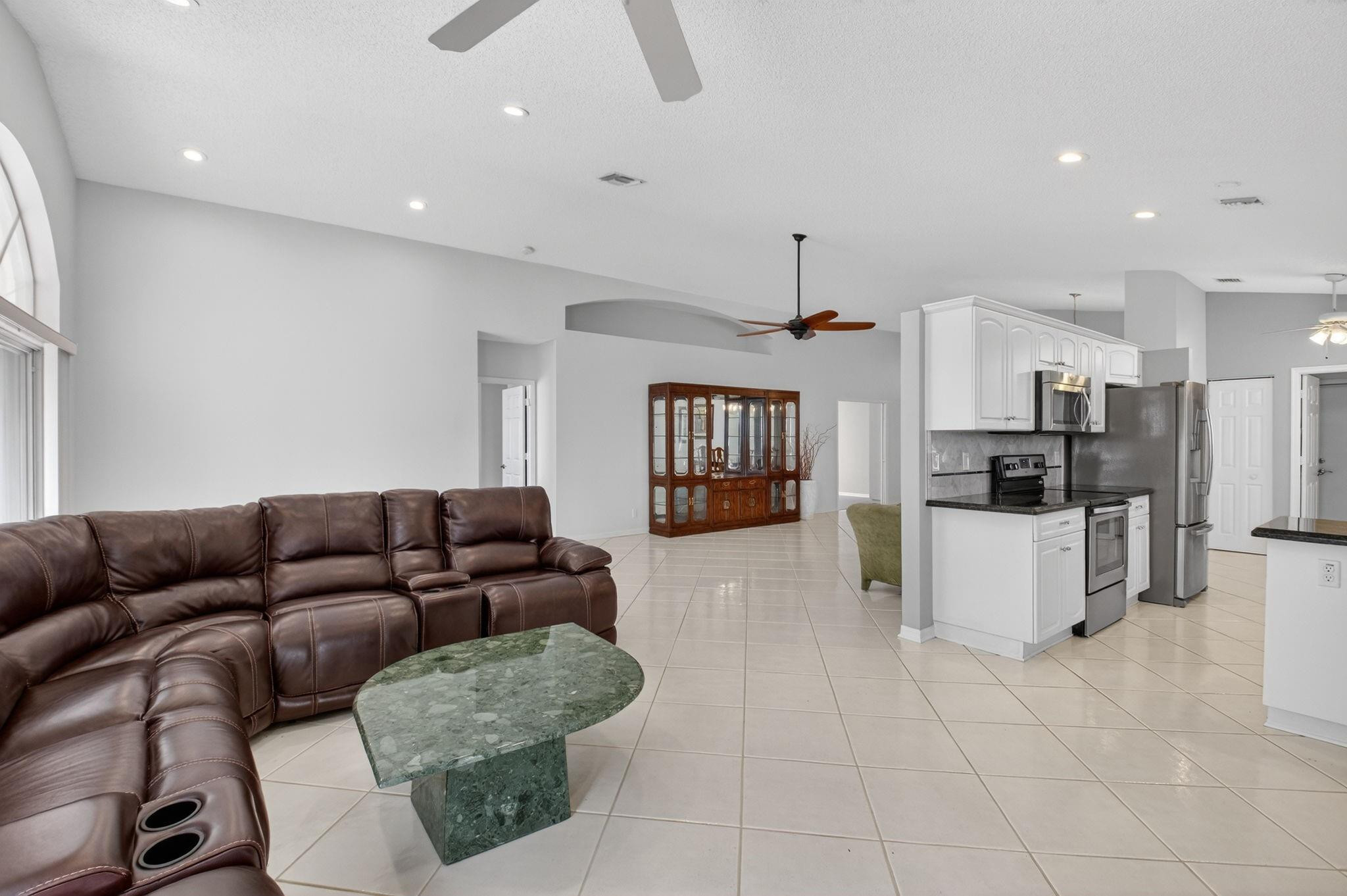 Indian Hills 01 - Residential