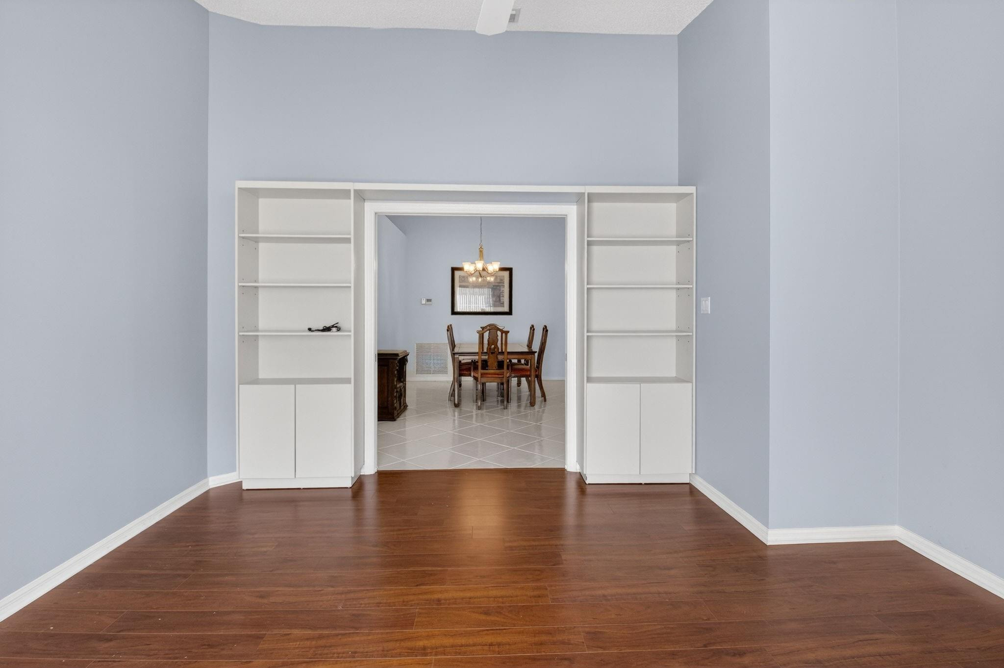 Indian Hills 01 - Residential