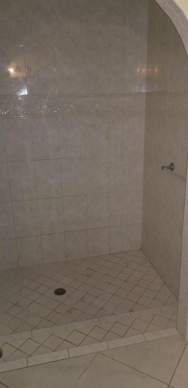 PALM BEACH LAKES SOUTH 2 - Residential Lease