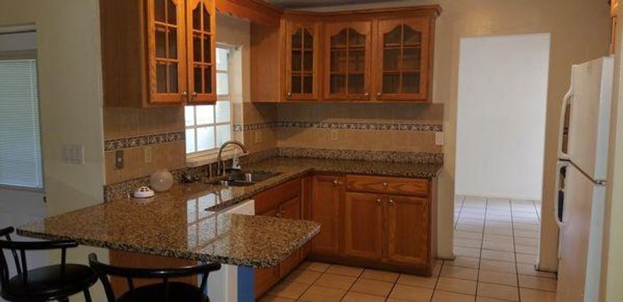 SPACIOUS FLOOR PLAN. LARGE KITCHEN WITH PLENTY OF CABINET SPACE. 2 CAR GARAGE. BIG BACKYARD. VERY CLOSE TO SCHOOLS AND SHOPPING CENTERS.