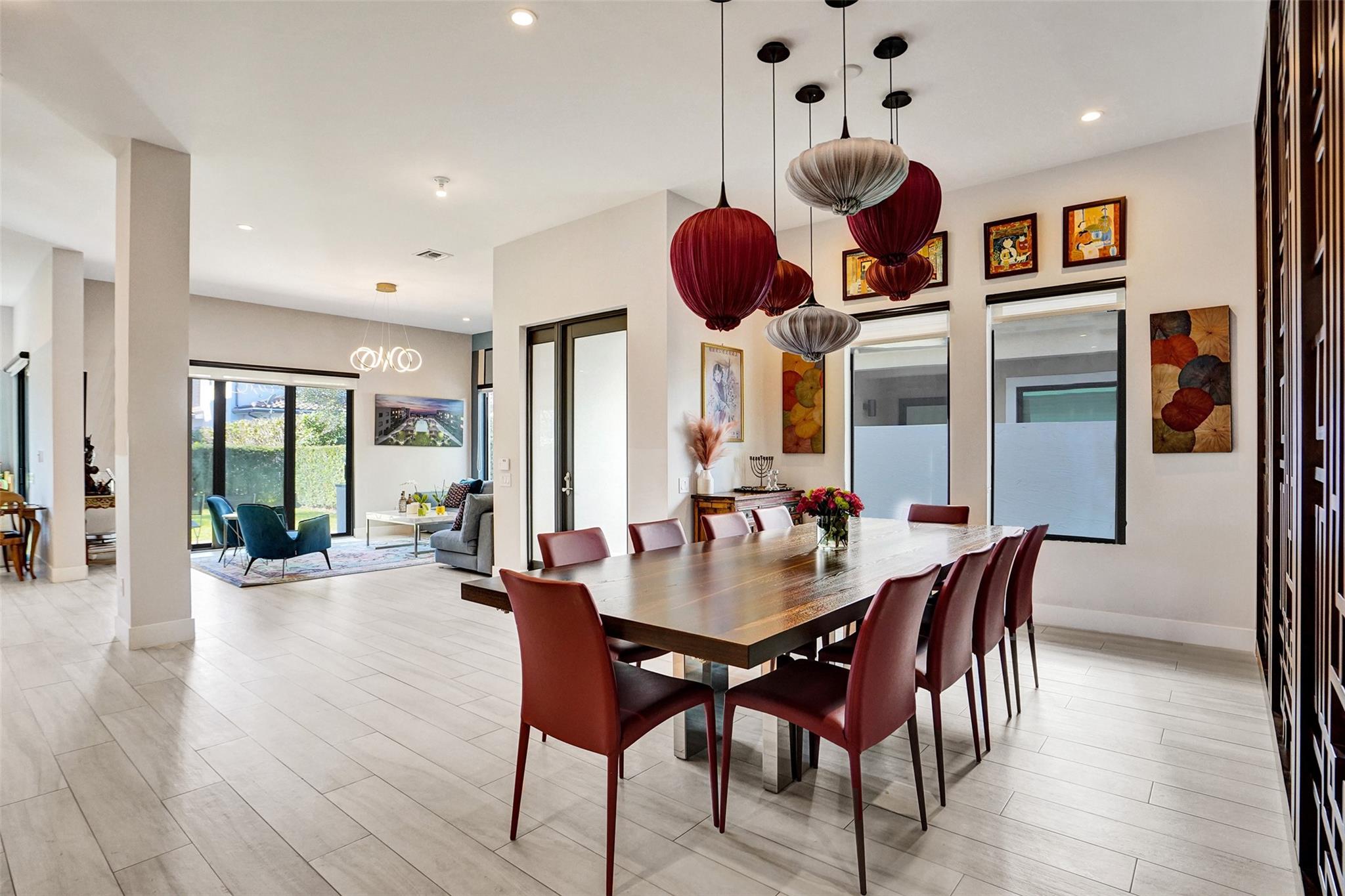 5957 Brookfield Cir