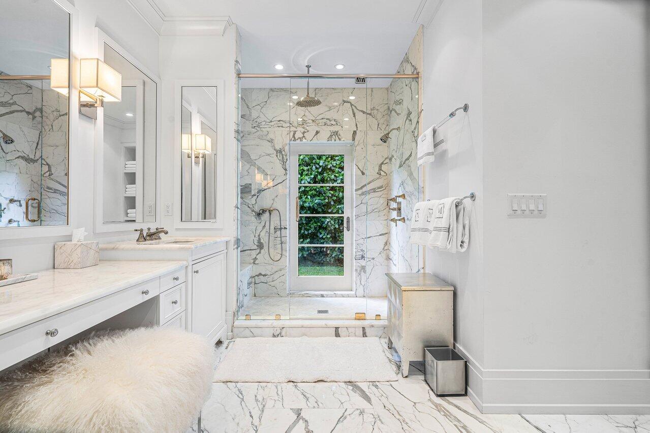 EQUESTRIAN CLUB ESTATES 1 - Residential