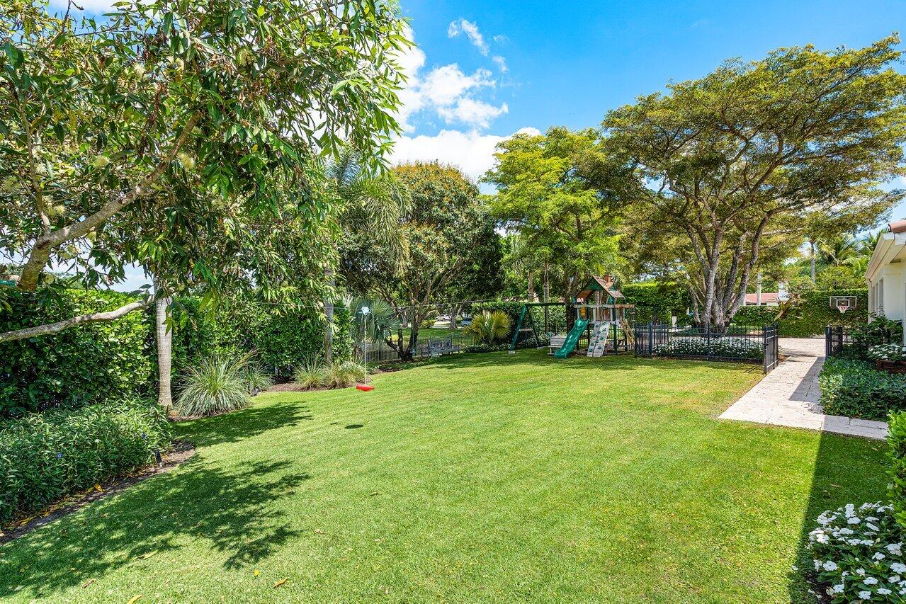 EQUESTRIAN CLUB ESTATES 1 - Residential