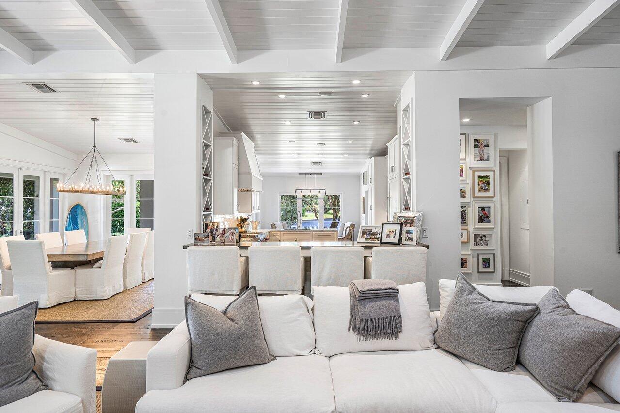 EQUESTRIAN CLUB ESTATES 1 - Residential