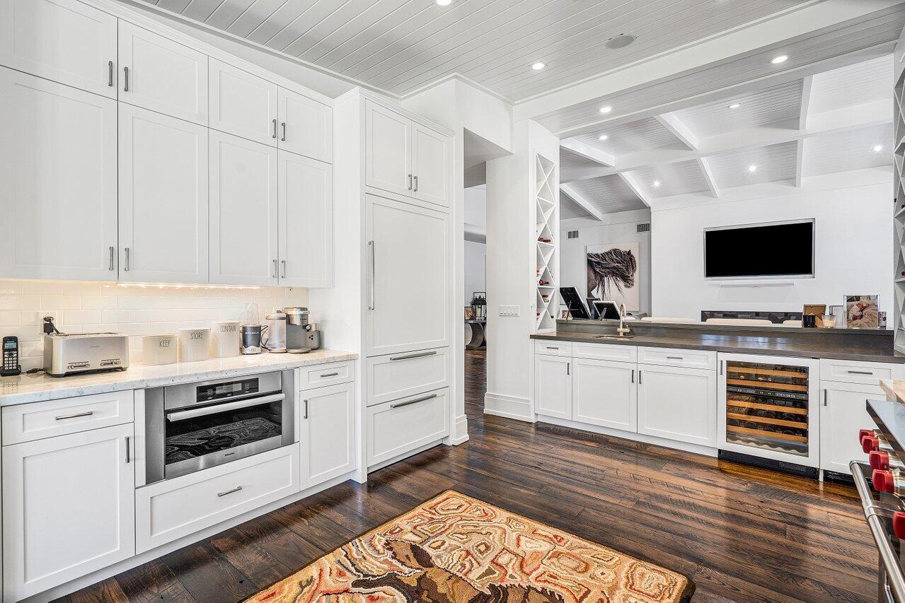 EQUESTRIAN CLUB ESTATES 1 - Residential