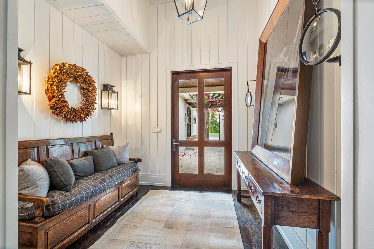 EQUESTRIAN CLUB ESTATES 1 - Residential