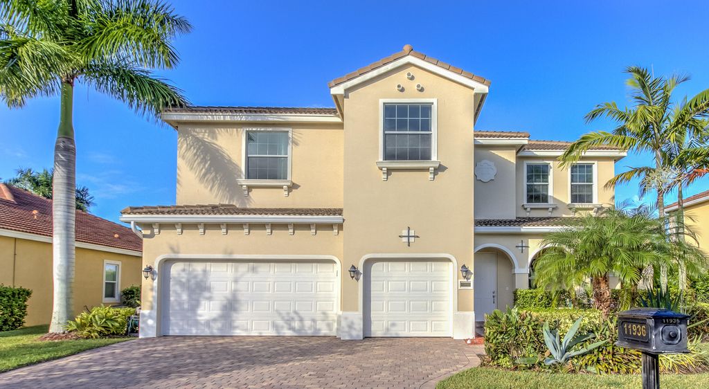 Photo of 11936 SW Aventino Drive, Port Saint Lucie, FL 34987 (MLS # R10932844)