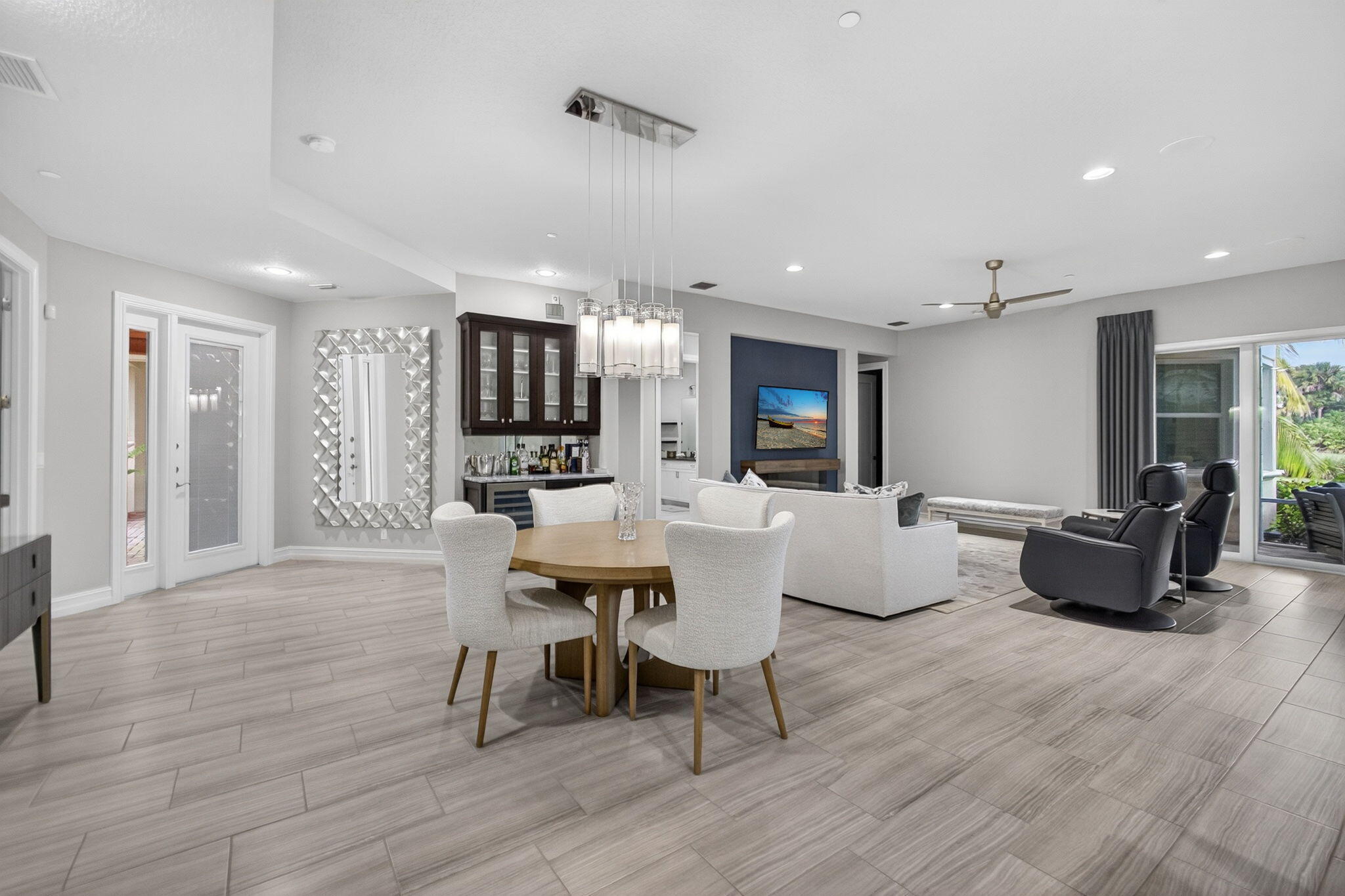 274 Tresana Boulevard 128