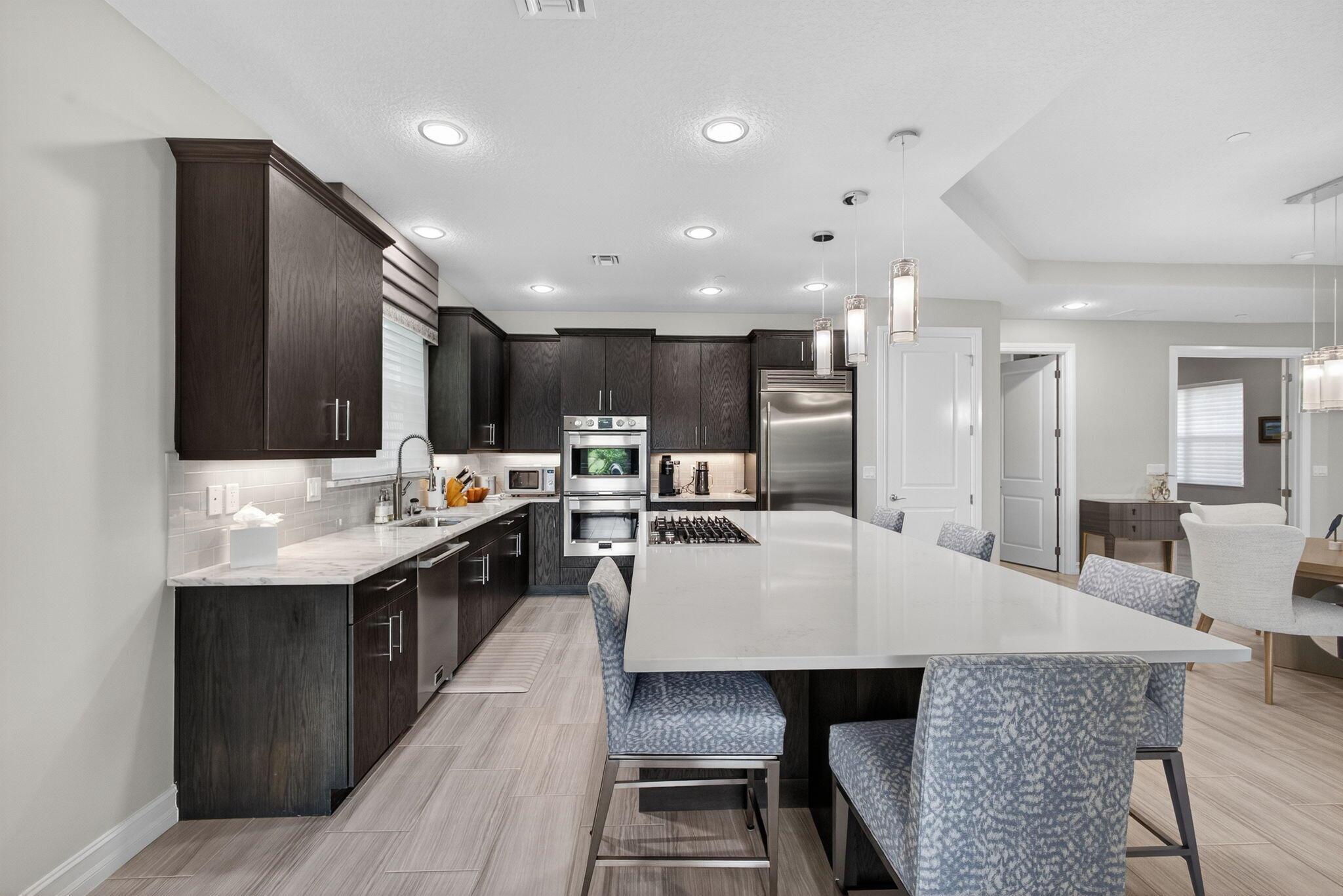 JUPITER COUNTRY CLUB COND - Residential