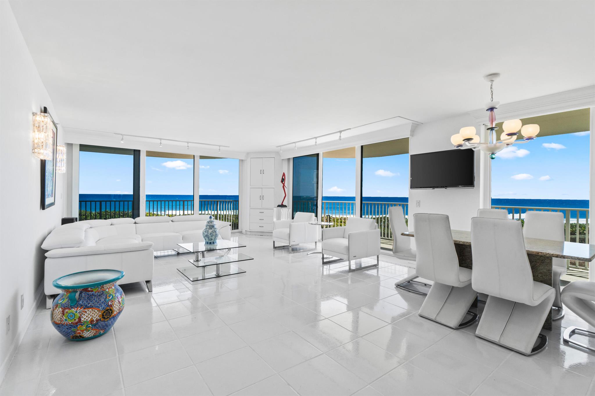 3360 S Ocean Boulevard 2eii