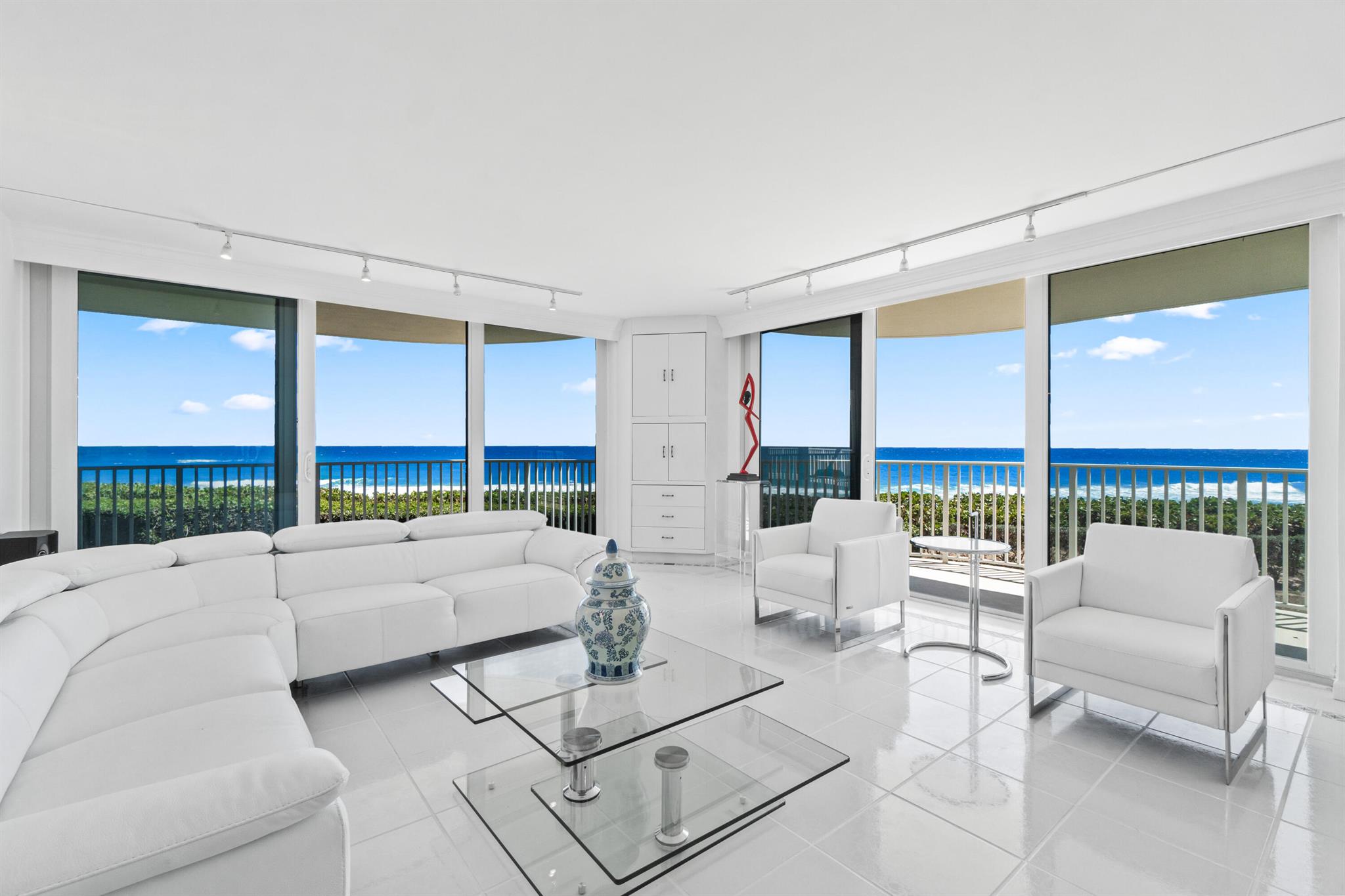 3360 S Ocean Boulevard 2eii