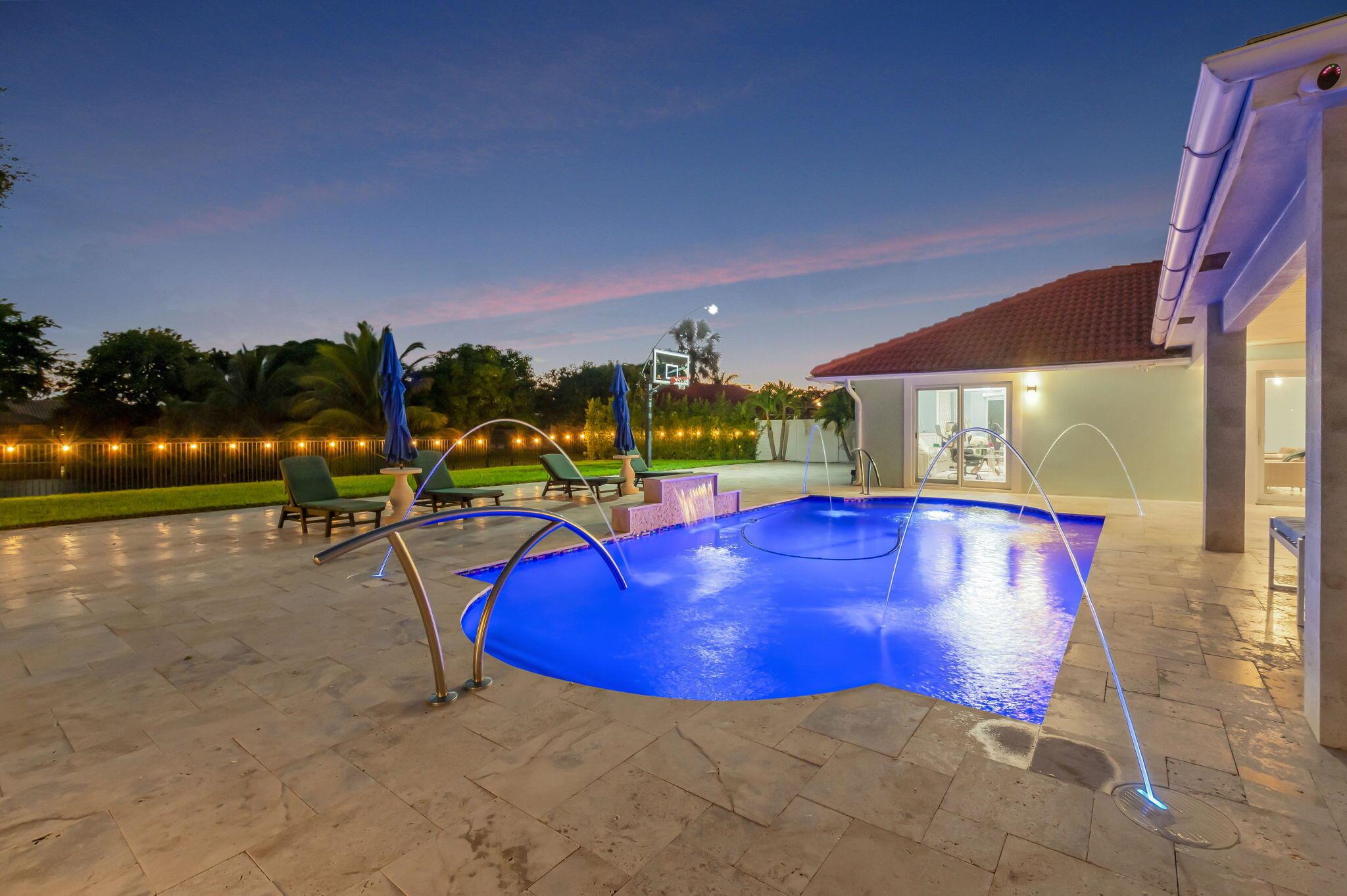 HARBOUR LANDING - Residential